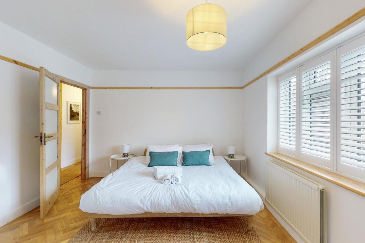 Stunning 2 Bed Flat In Richmond Lejlighed Saint Saint Kew Eksteriør billede